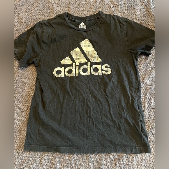 Set of 3 boys shirts, 1 tank, 2 t-shirt great condition! - Picture 2 of 7